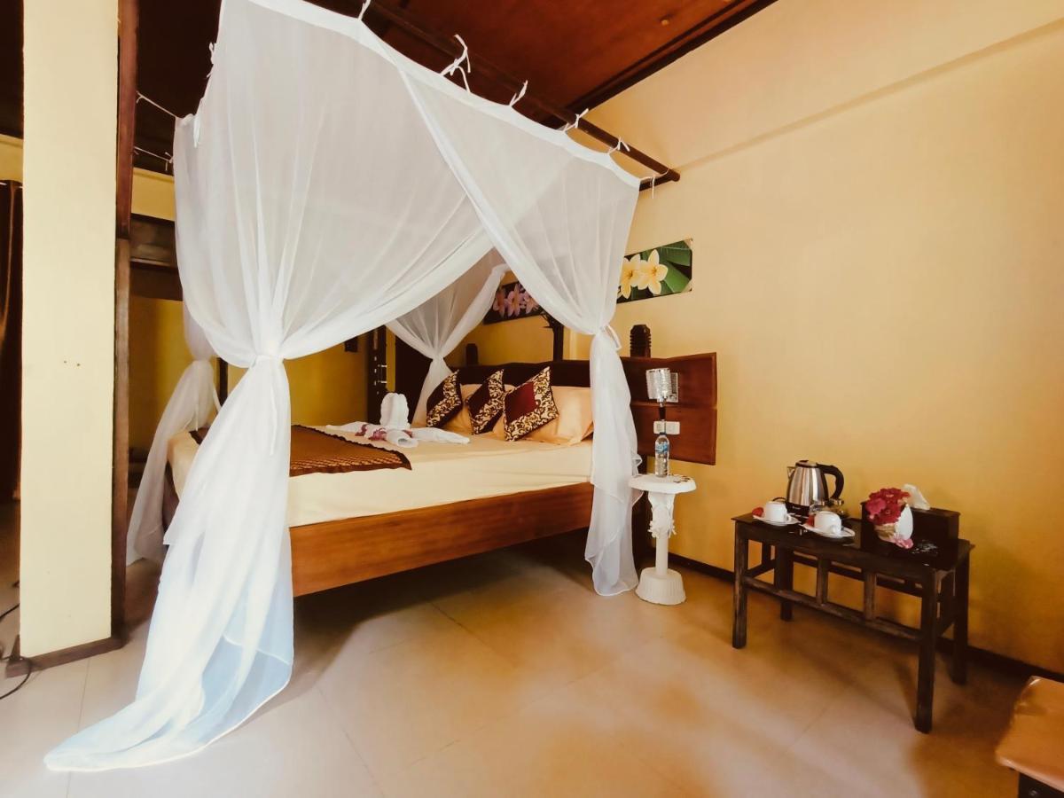 Tangkoko Sanctuary Villa Bitung Exterior photo
