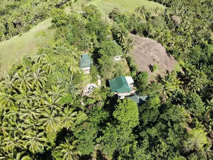 Tangkoko Sanctuary Villa Bitung Exterior photo