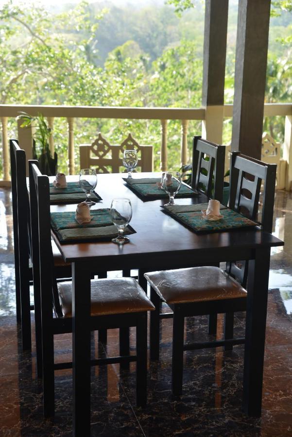 Tangkoko Sanctuary Villa Bitung Exterior photo