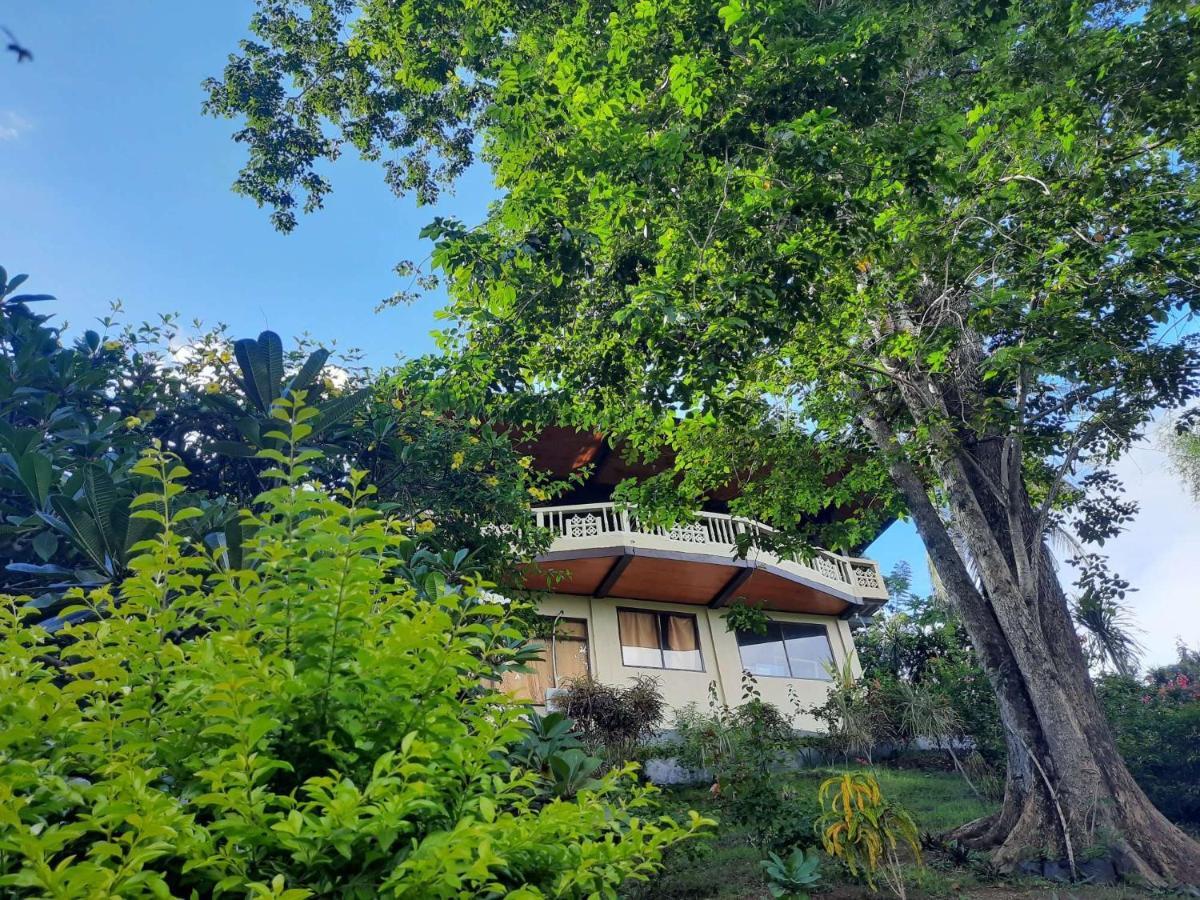 Tangkoko Sanctuary Villa Bitung Exterior photo